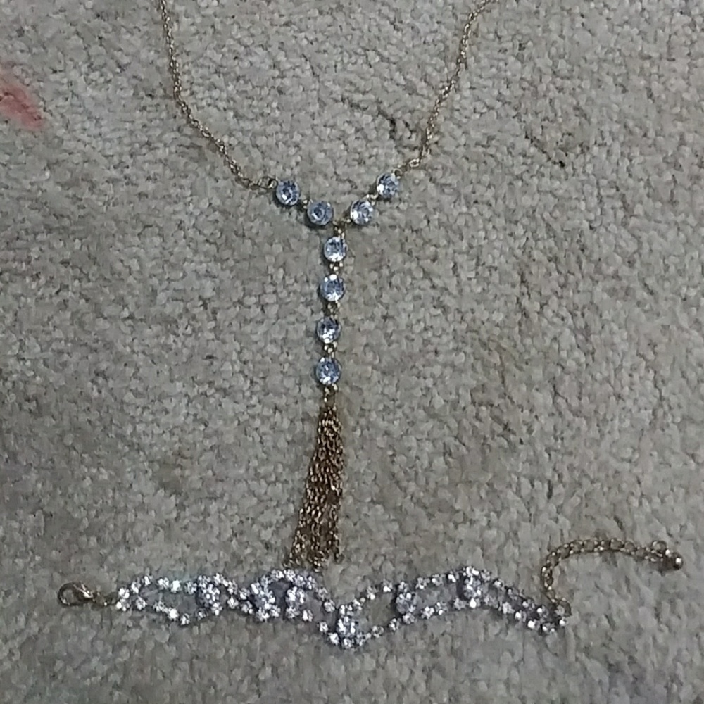 ⭐Bundle⭐Gem necklace with tasels and gem braclet